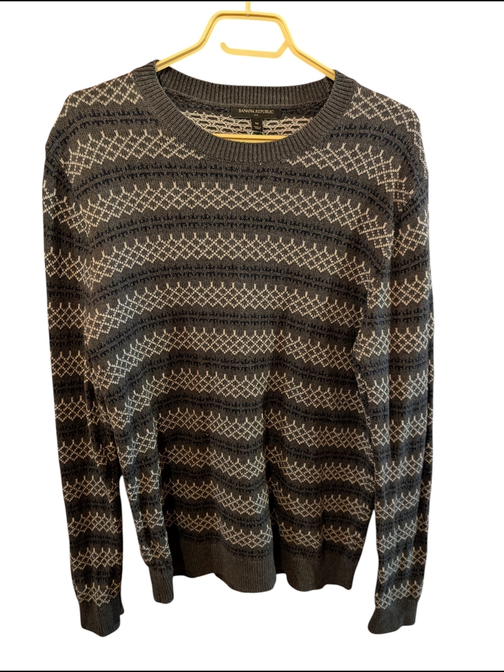 Banana Republic Men's Charcoal and Light Gray Patterned Crewneck Sweater